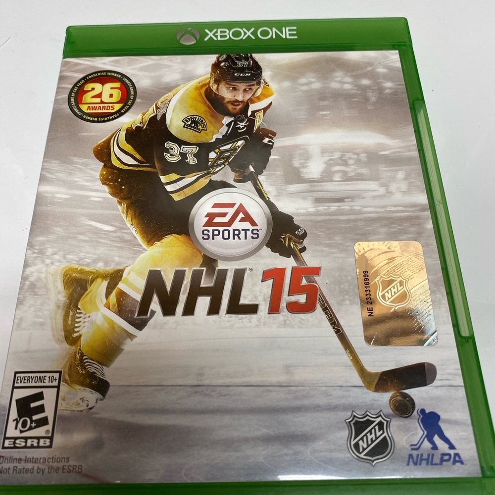 Xbox One NHL 15 EA Sports Hockey Game Disc Case Complete Tested Clean